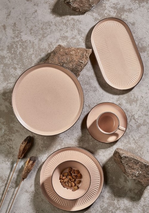 Сервиз за хранене 18  части  PASTEL MATTE  PALE POWDER