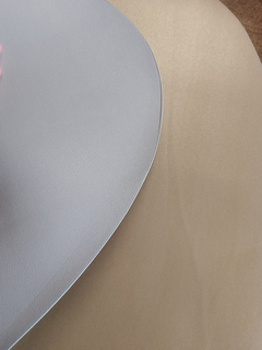 Кожена подложка за хранене, Двулицева, Сребърна/Златна